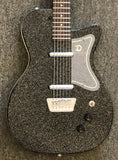 Danelectro D56 Baritone - Black Metal Flake