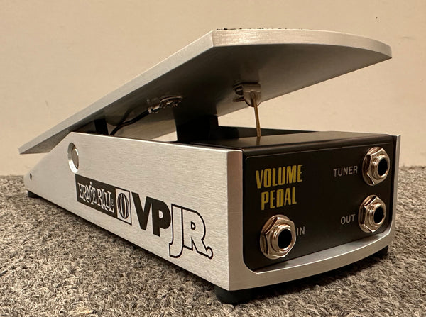 ernie ball volume pedal tuner Ernie Ball VP JR. 250k Ohm Volume Pedal – Harbor Music (310) 406-3090