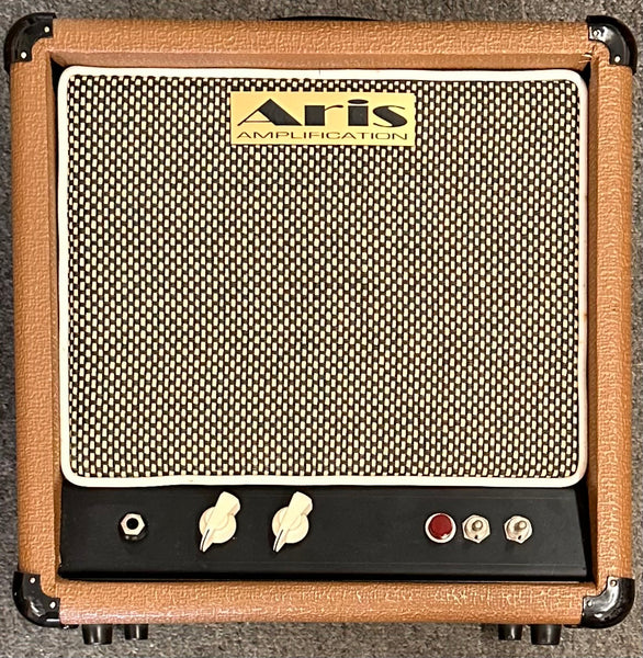 Gerhart Gilmore Jr. Hand Wired 2 watt Combo Amp - Aris Amplification