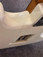 Fender Stratocaster - White with Rosewood Fingerboard
