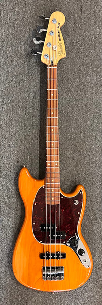 Fender Mustang Player P/J Bass in Amber Gloss with Fender Gig Bag - 2020